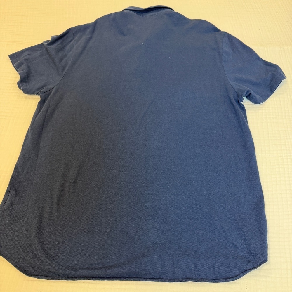 Lacoste Men’s Harbor Blue Short-Sleeve Polo with Dual Chest Pockets Size 8 - Picture 2 of 5